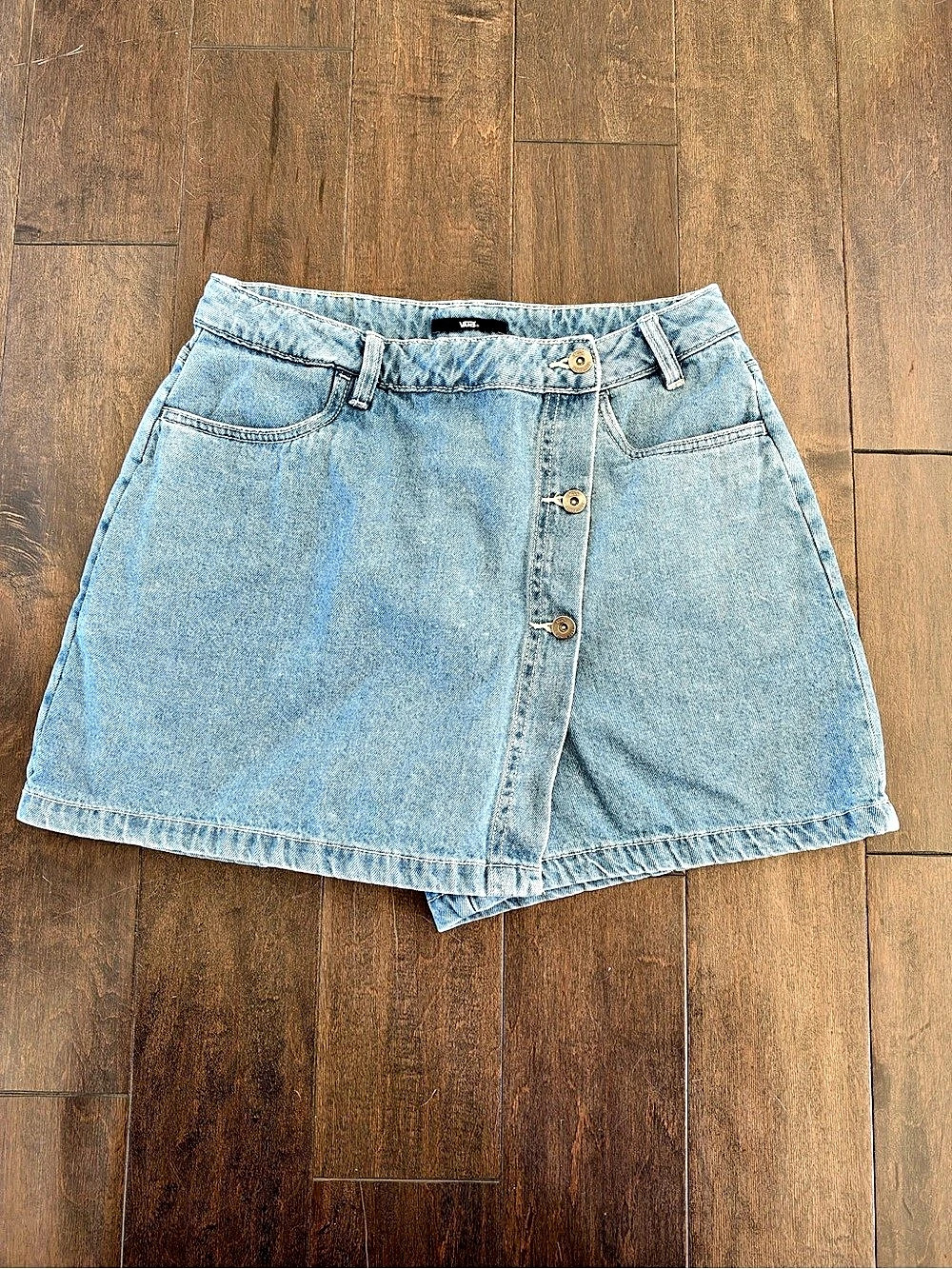 Vans Denim Button Front Jean Skort Size 30 Like New